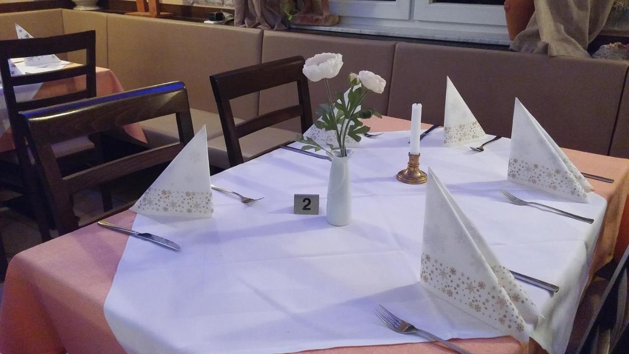 Hotel-Restaurant Zum Baeumle Süßen Eksteriør bilde